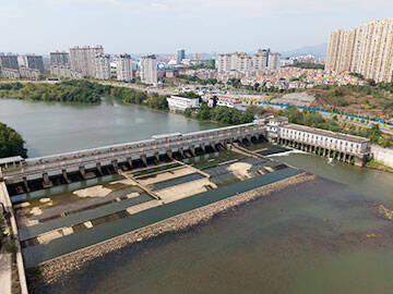 Carbon Fiber Reinforcement for a Hydropower Station